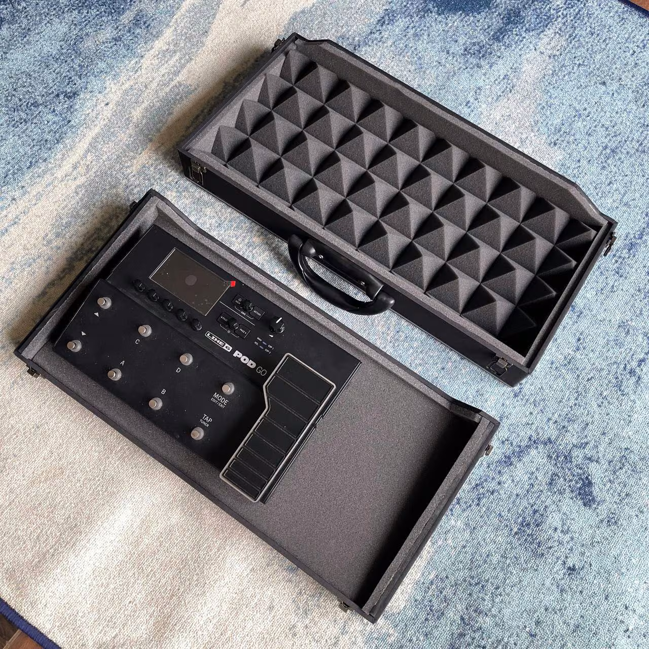 Hardcase — Line 6 POD Go view 4