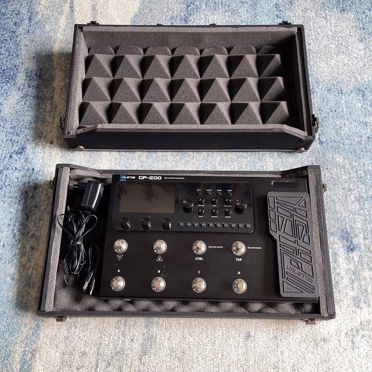 Hardcase — Valeton GP-200 view 4